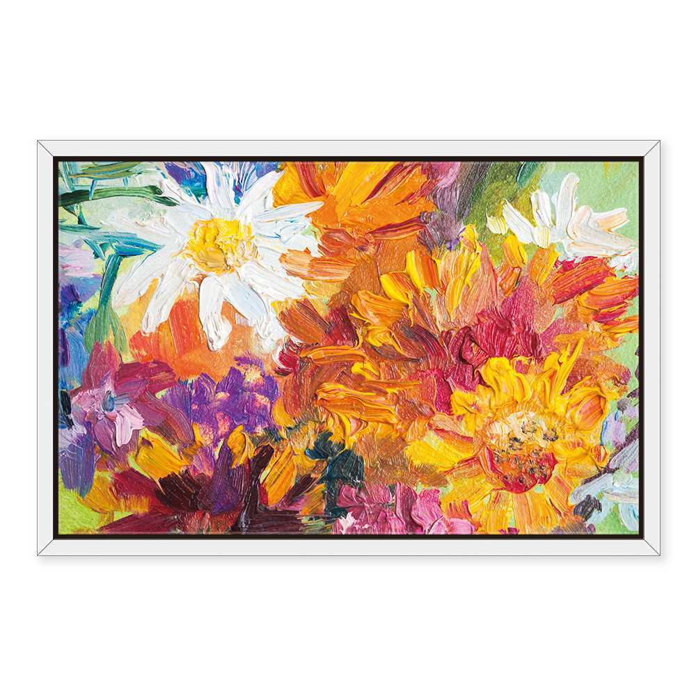 Luxury Oil Painting of Flowers in Bloom